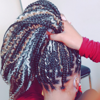Medium Box Braids for Flora_Hairbraiding